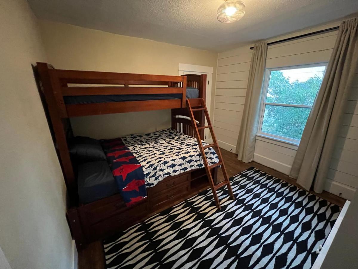 Downtown Williams, Walk Everywhere, Remodeled Bagian luar foto