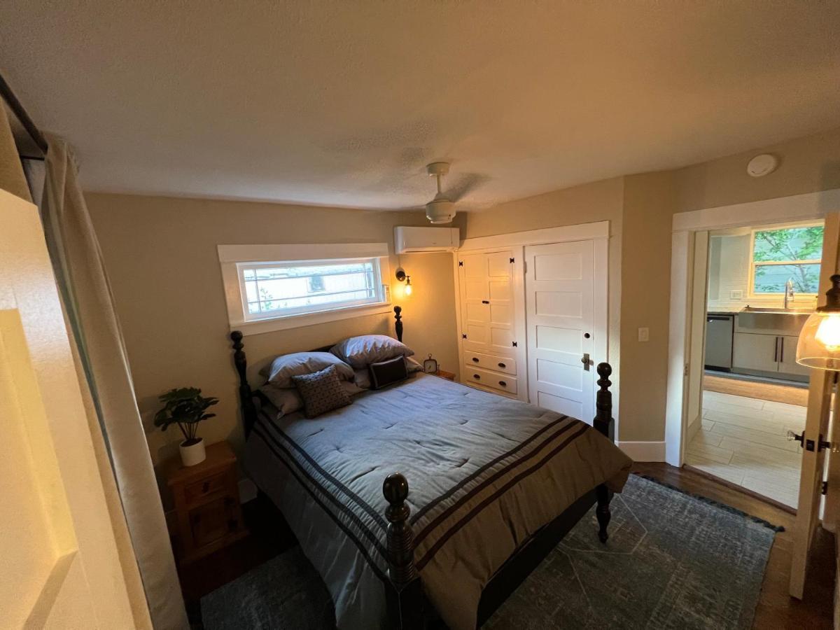 Downtown Williams, Walk Everywhere, Remodeled Bagian luar foto