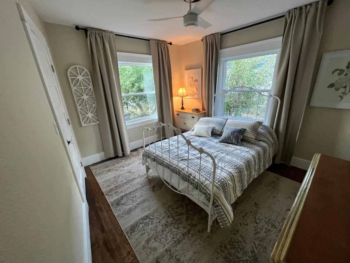Downtown Williams, Walk Everywhere, Remodeled Bagian luar foto